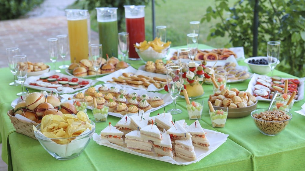 Come preparare un piatto mediterraneo perfetto per un pranzo in ufficio